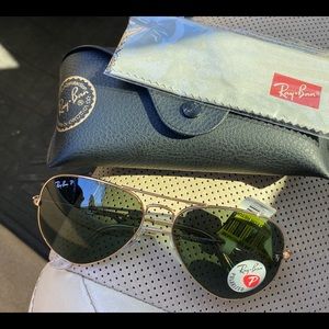 Ray-Ban aviator classic sunglasses